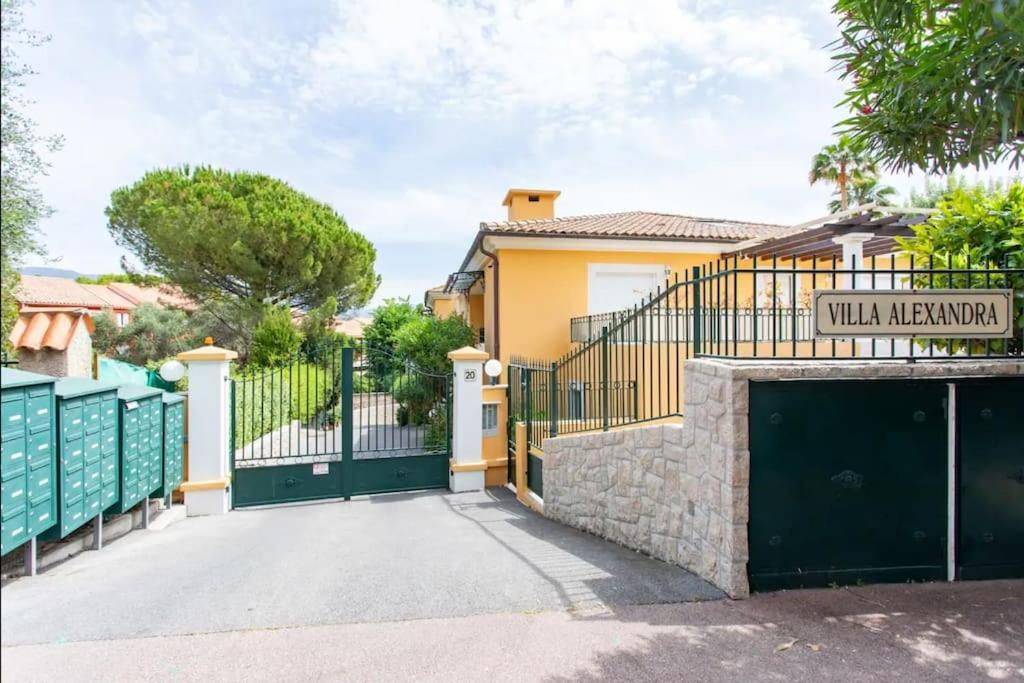 Saint Jean Cap Ferrat Grand Studio Avec Terrasse 外观 照片